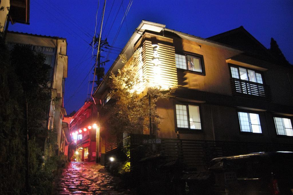 Ryokan Tsuruya Intaku Yufu Exterior foto